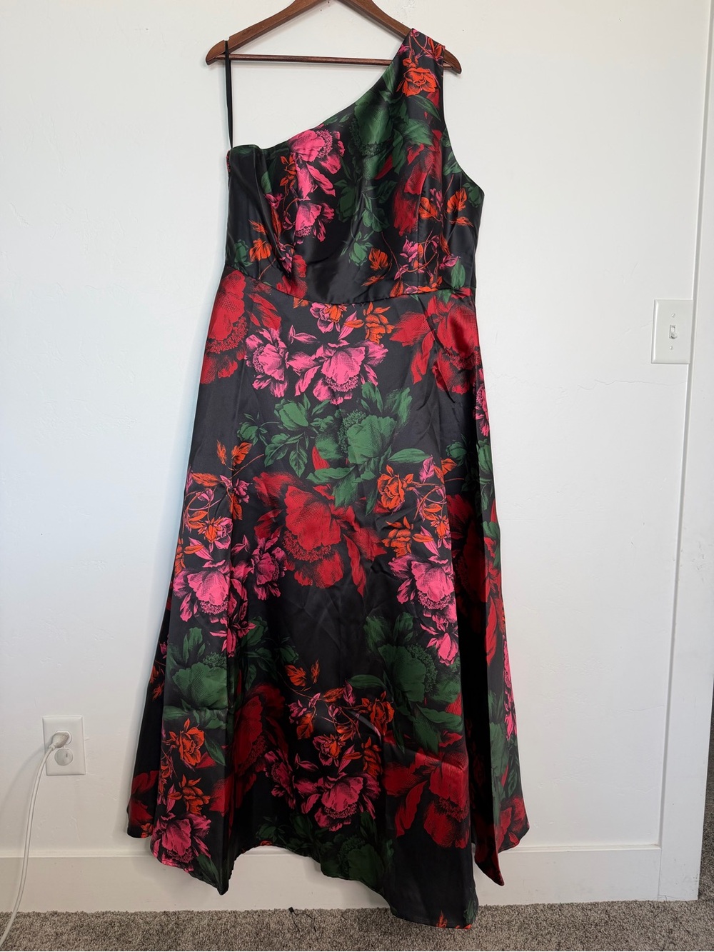 Hutch Cassandra One Shoulder Floral Mikado A-Line Maxi Gown NWT - Picture 2 of 4